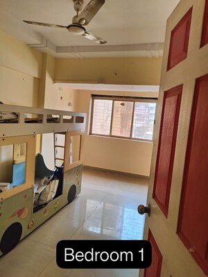 Master Bedroom in 2 BHK Apartment at Vasai Green Park CHS, Vasai West – for Sale