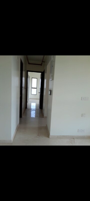 Building Lobby in 2 BHK Apartment at Kalpataru Paramount, Kapur Bawdi – for Rent