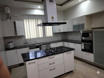 Kitchen in 6+ BHK Villa at JakhaN-Rajpur Road – for Sale