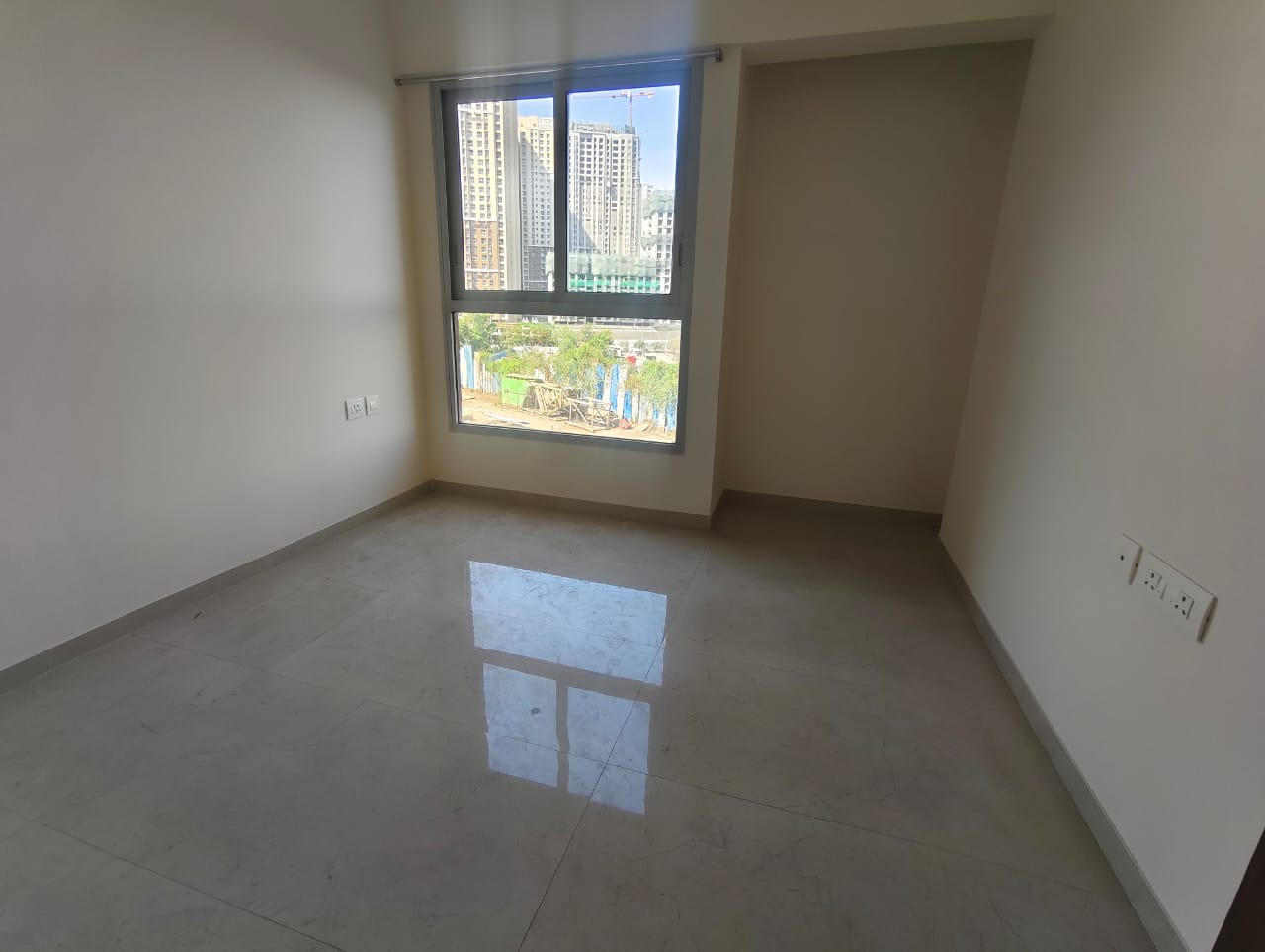 2 BHK Apartment For Rent in Piramal Vaikunth