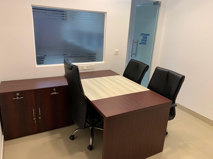 Team Area, spaze-itech-park Commercial Office Space 600 Sq.Ft. In Sector 49 Gurgaon 8640748