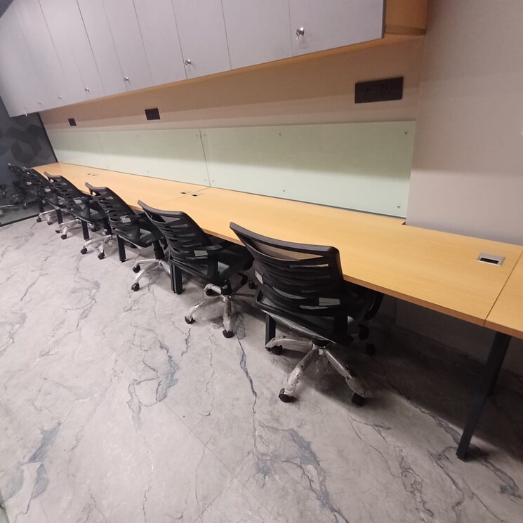 Team Area, assotech-business-cresterra Commercial Office Space in IT/SEZ 550 Sq.Ft. In Sector 135 Noida 8640758