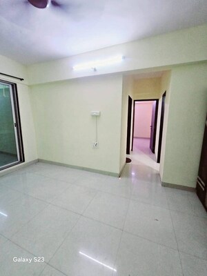 Room in 2 BHK Apartment at Shantee Sunshine Meadows, Naigaon West – for Sale