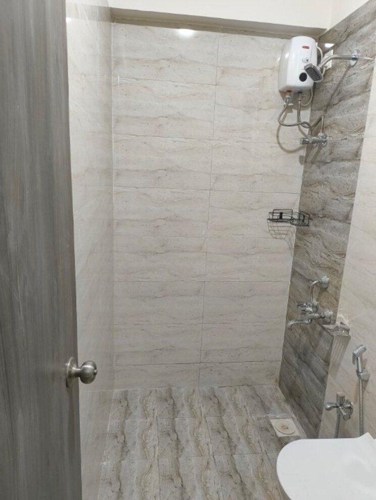 Bathroom, navkarmik-shiv-lilam 2 Bedroom 618 Sq.Ft. Apartment In Borivali East Mumbai 8640784