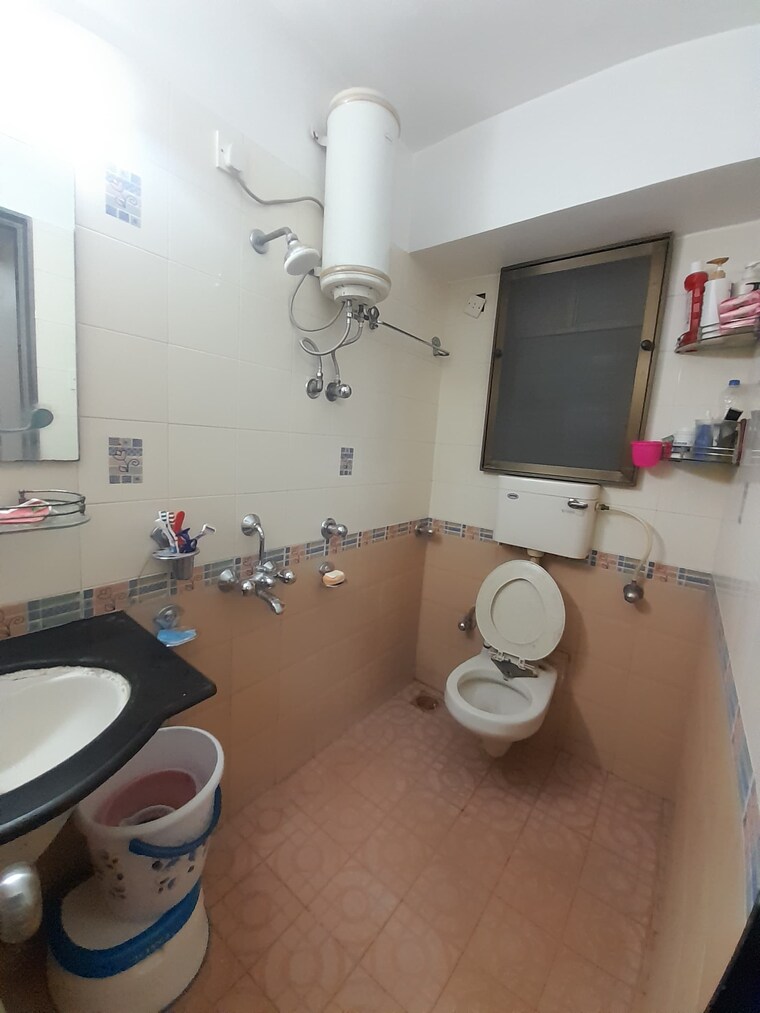 Attached Bathroom, borivali west 4 Bedroom 1780 Sq.Ft. Apartment In Borivali West Mumbai 8640799