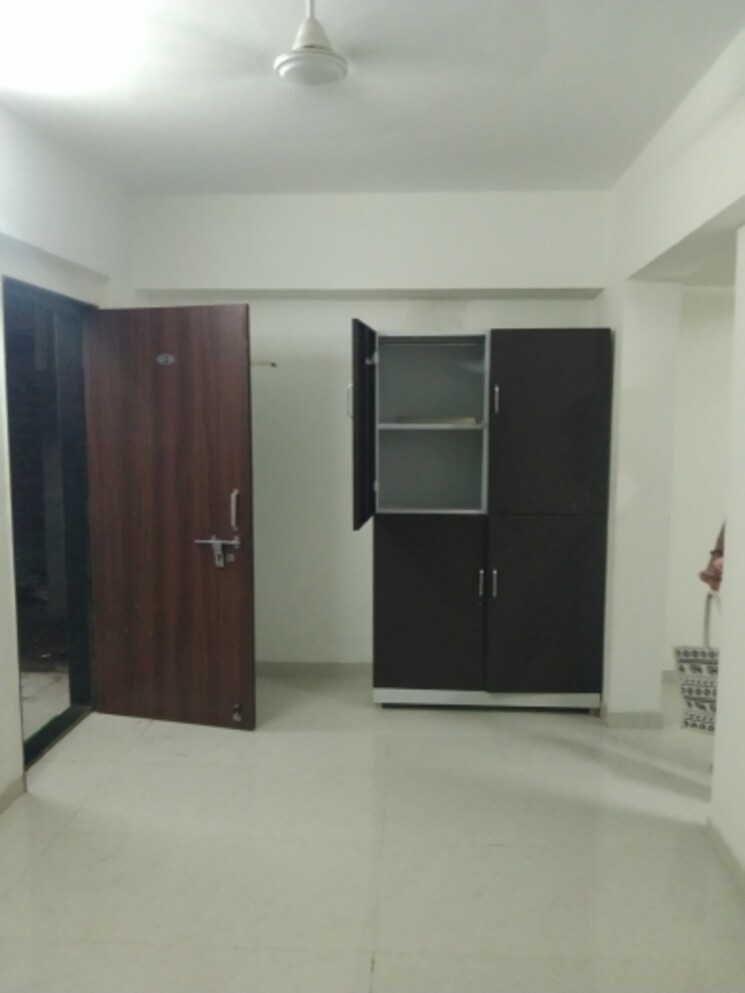 Room, nisarg-chs 1 Bedroom 700 Sq.Ft. Apartment In Gokhalenagar Pune 8640815