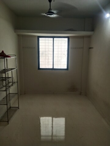 Room in 2 BHK Apartment at Gokhalenagar – for Rent