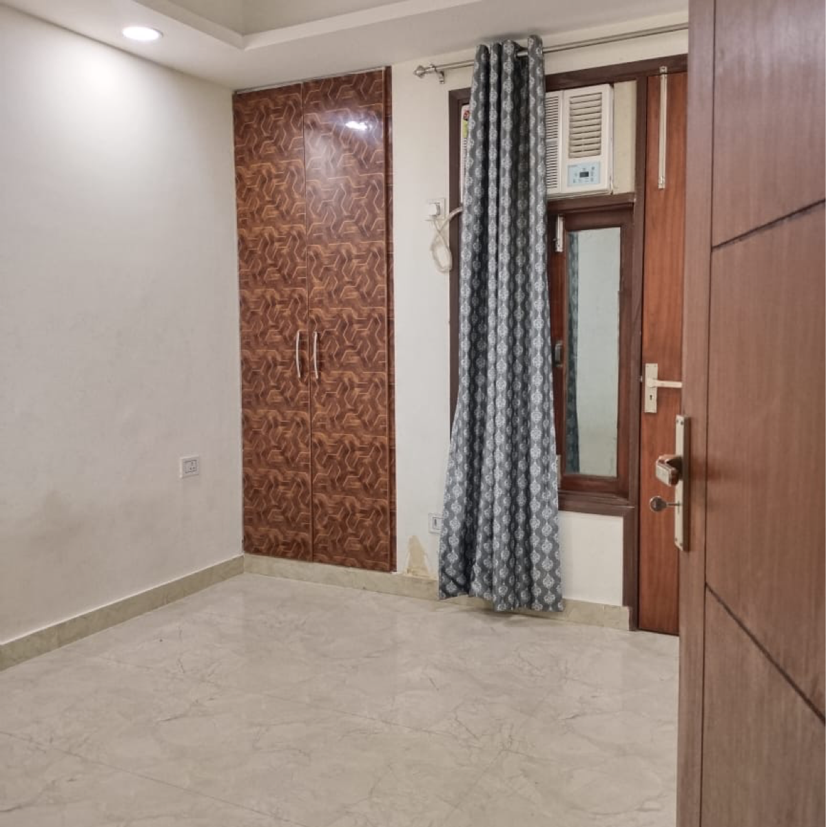 1 BHK + Study Room Builder Floor For Rent in Saket Westerne Marg