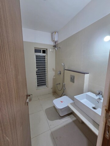 Bathroom in 3 BHK Apartment at Juhu Gulmohar CHS, Vile Parle West – for Rent