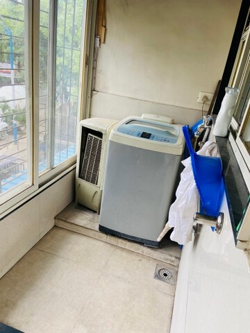 Master Bedroom in 2 BHK Apartment at Manisha Apartment Law College Road, Law College Road – for Rent
