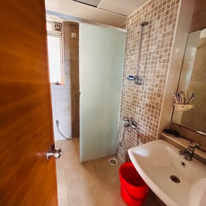 Bathroom in 2.5 BHK Apartment at Amanora Aspire Towerss, Amanora Park Town – for Sale