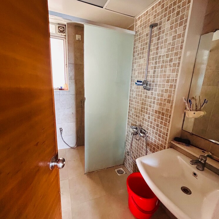 Bathroom, amanora-aspire-towerss 2.5 Bedroom 1600 Sq.Ft. Apartment In Amanora Park Town Pune 8640892