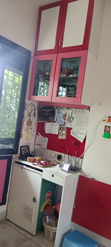 Furnished Amenities in 2 BHK Apartment at Ayodhya CHS Dahisar East, Dahisar East – for Rent