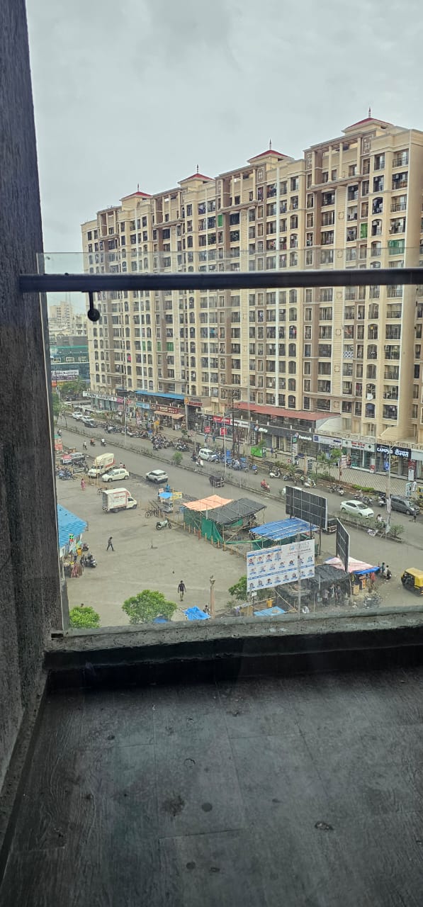 2 BHK + Extra Room Apartment For Sale in Kini Tower