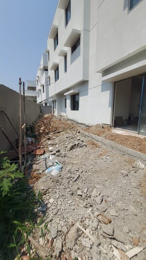 Balcony in 4 BHK Villa at Vertex Kingston Park, Nallagandla – for Sale