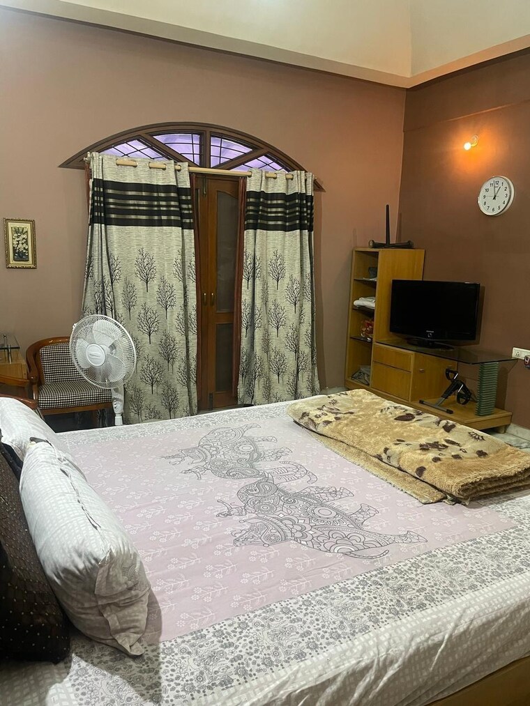 Bedroom, aparna-senor-valley-i 3 Bedroom 3750 Sq.Ft. Villa In Jubilee Hills Hyderabad 8640986