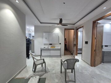 Master Bedroom in 3 BHK Builder Floor at Chittaranjan Park – for Sale
