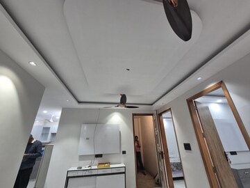 Furnished Amenities in 3 BHK Builder Floor at Chittaranjan Park – for Sale