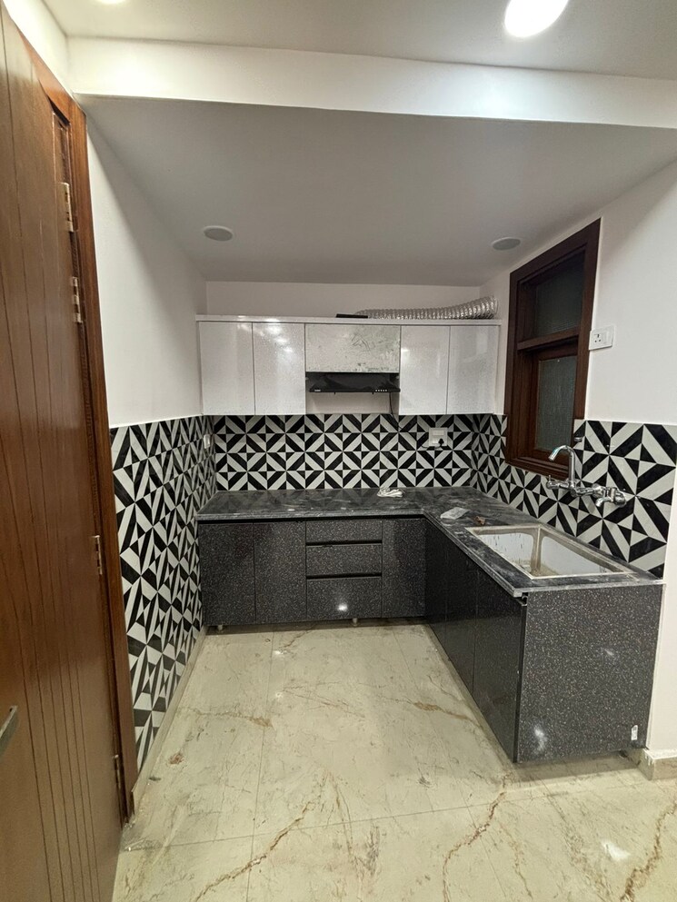 Kitchen, govindpuri 2 Bedroom 600 Sq.Ft. Builder Floor In Govindpuri Delhi 8640989