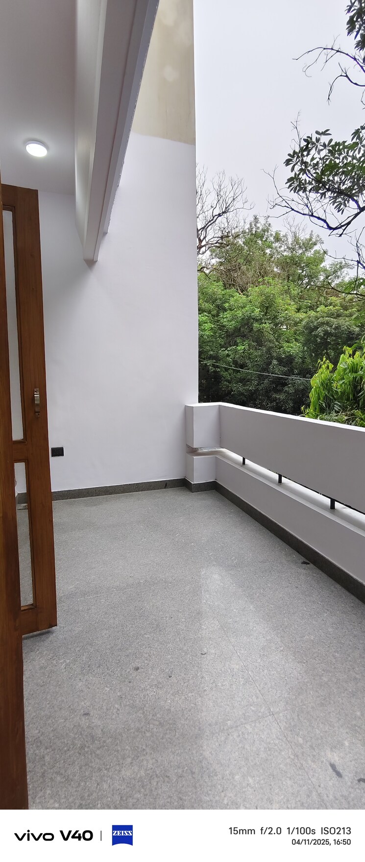 Balcony, boutique-residential-apartments-c-253 3 Bedroom 2000 Sq.Ft. Apartment In Defence Colony Delhi 8641011