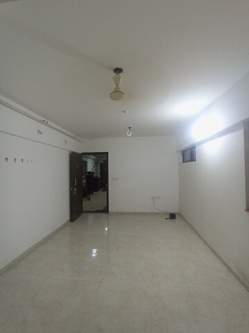 1 BHK Apartment For Rent in Lodha Lakeshore Greens, Dombivli East