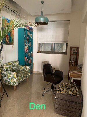 Living Room in 5 BHK Villa at Unitech Uniworld Resorts-The Residences, Sector 33 – for Sale