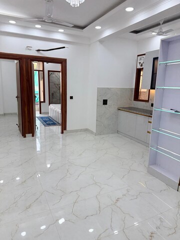 Room in 2 BHK Apartment at Sector 135 – for Sale