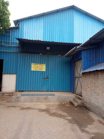  Warehouse For Rent in Chamrail