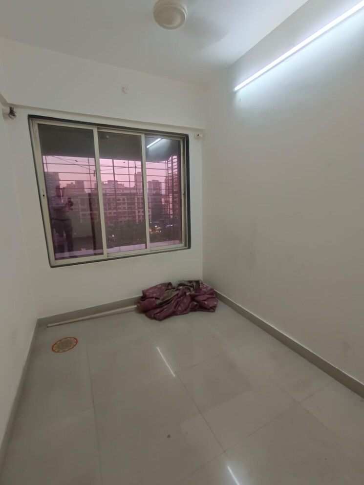 Room, shree-bhagwan-chs 3 Bedroom 1500 Sq.Ft. Apartment In Nerul Navi Mumbai 8641077