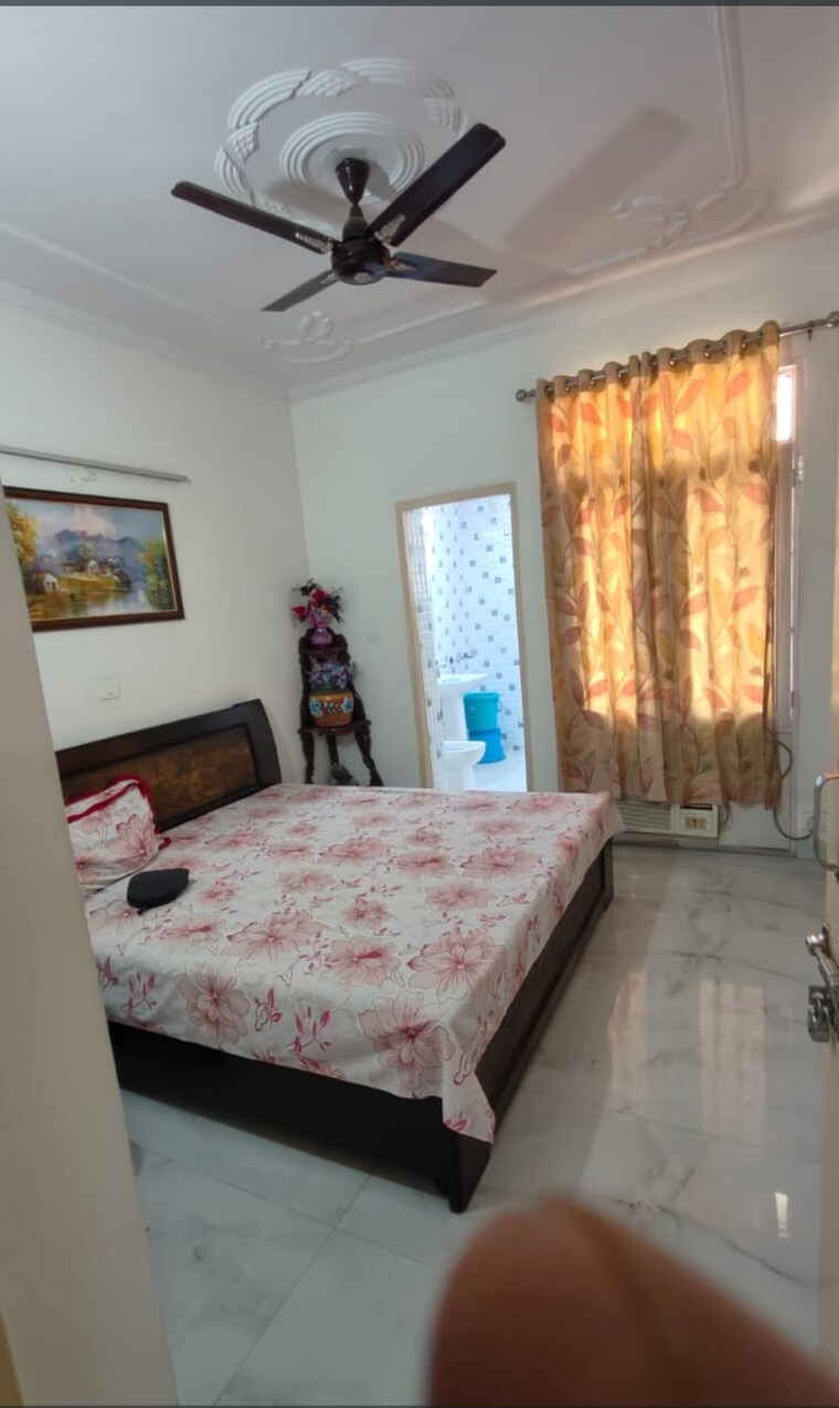 Bedroom, sector 29 3 Bedroom 250 Sq.Yd. Apartment In Sector 29 Faridabad 8641079