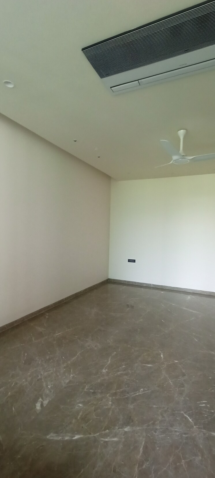 Room, jubilee hills 4 Bedroom 5555 Sq.Ft. Apartment In Jubilee Hills Hyderabad 8641130