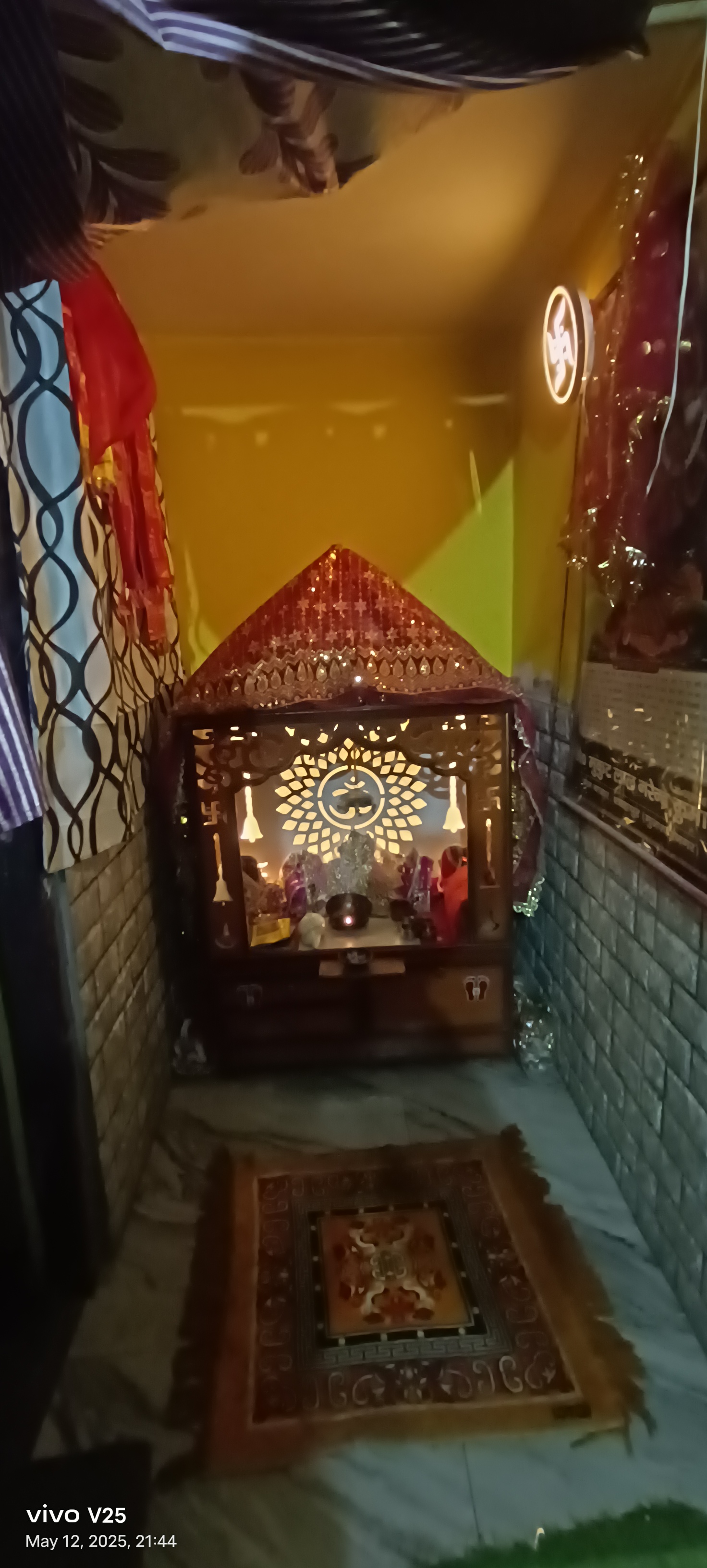 3.5 BHK + Pooja Room,Servant Room,Study Room,Extra Room Villa For Sale in Shibbakunj