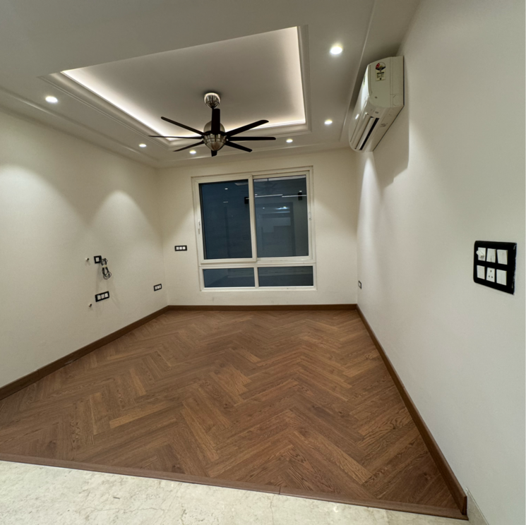 Room, new rajinder nagar 4 Bedroom 375 Sq.Yd. Builder Floor In New Rajinder Nagar Delhi 8641181