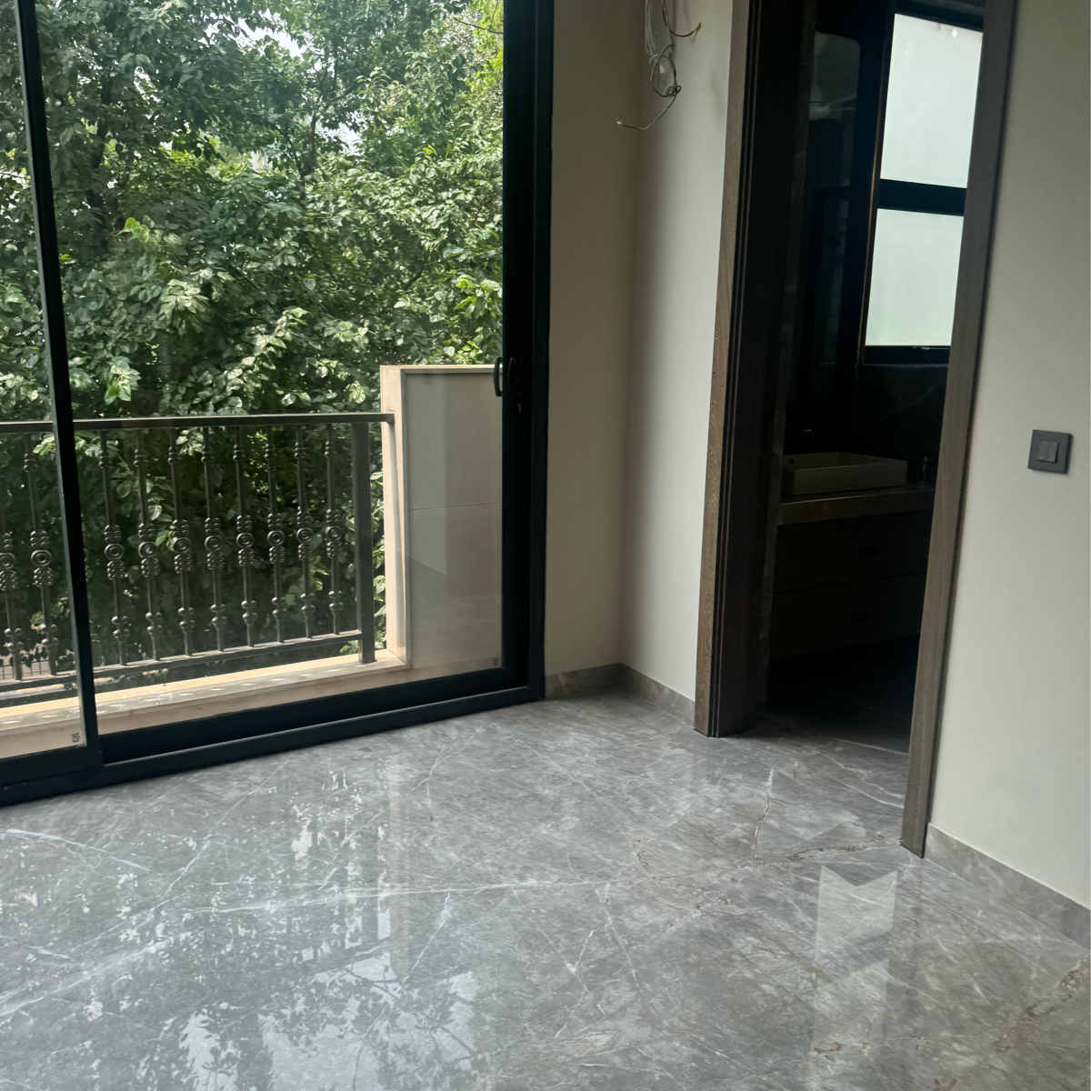 3 BHK + Servant Room Builder Floor For Sale in Chanakyapuri 