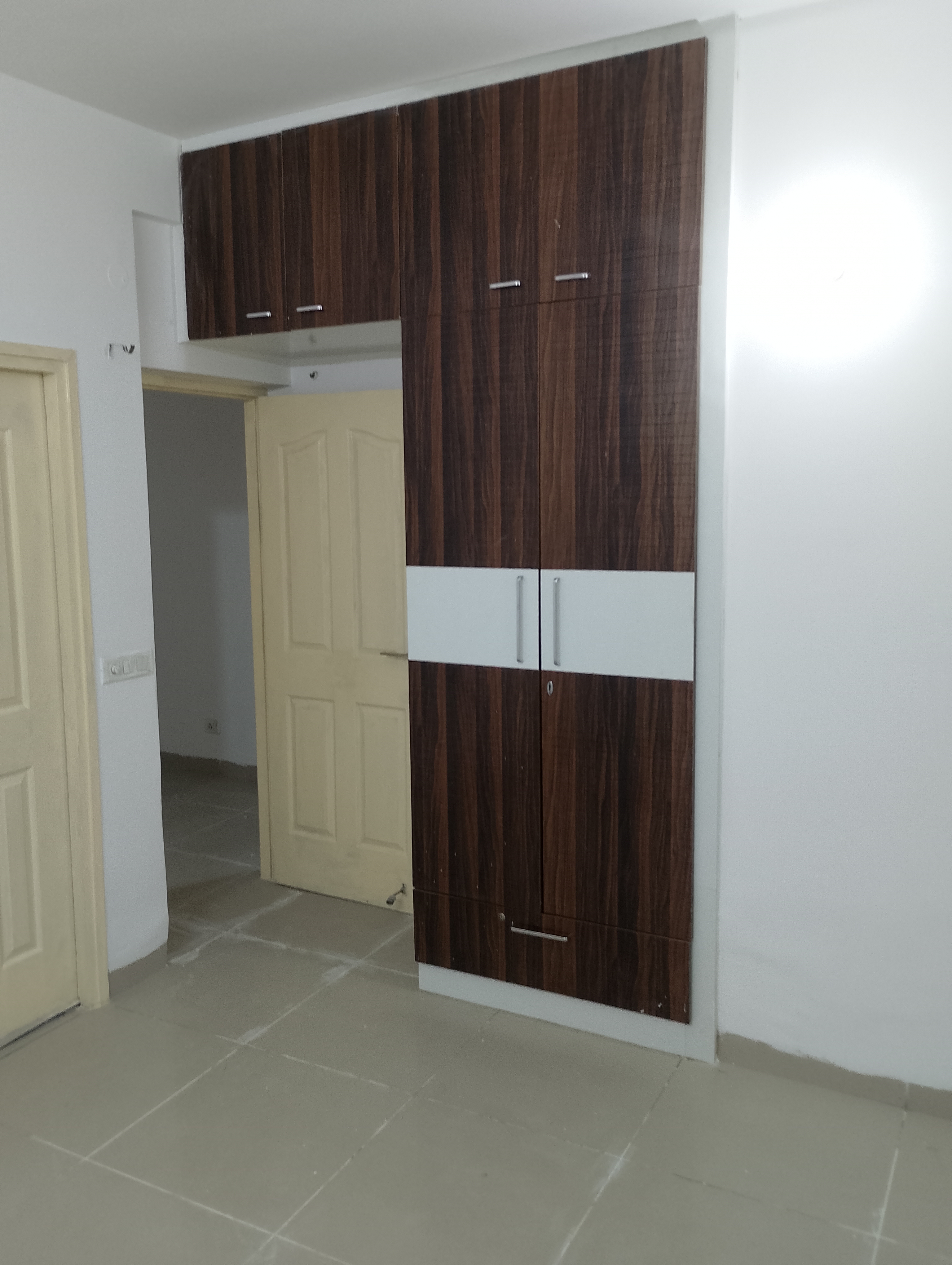 2 BHK Builder Floor For Rent in Wave Prime Floors