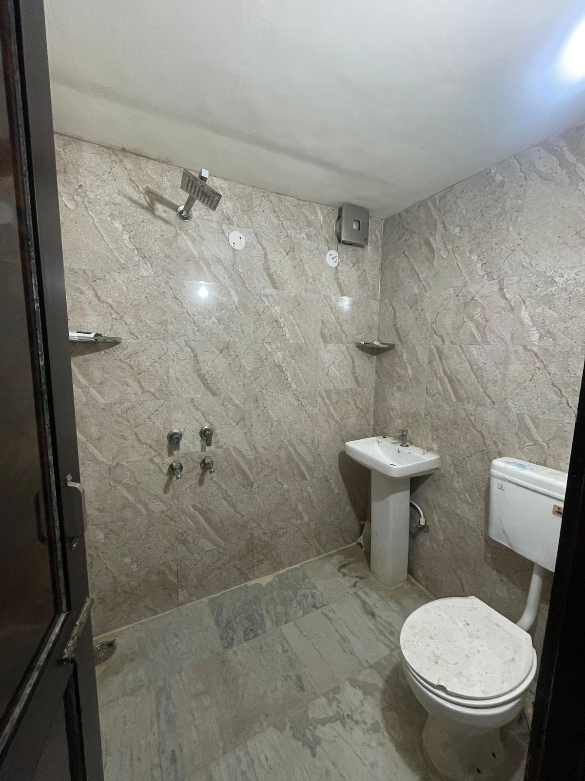 3 BHK + Servant Room 1330 Sq.Ft. Apartment in DLF The Wellington Estate