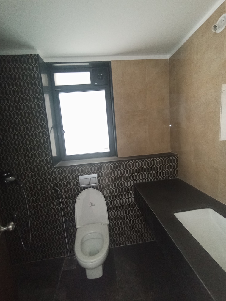 Bathroom, lodha-palava-serenity-c 3 Bedroom 1052 Sq.Ft. Apartment In Dombivli East Thane 8641345