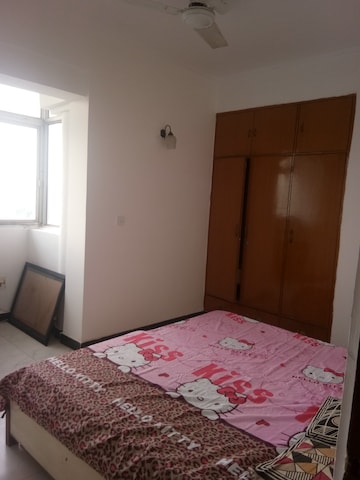 Bedroom in 3 BHK Apartment at DLF Regency Park II, Sector 27 – for Sale