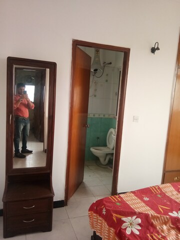 Bedroom in 3 BHK Apartment at DLF Regency Park II, Sector 27 – for Sale