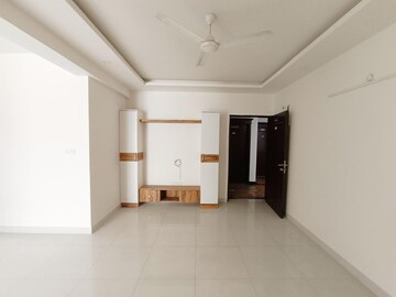 Room in 3 BHK Builder Floor at Hrbr Layout – for Sale