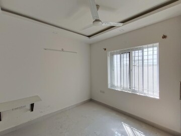 Room in 3 BHK Builder Floor at Hrbr Layout – for Sale