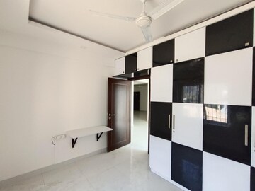 Room in 3 BHK Builder Floor at Hrbr Layout – for Sale