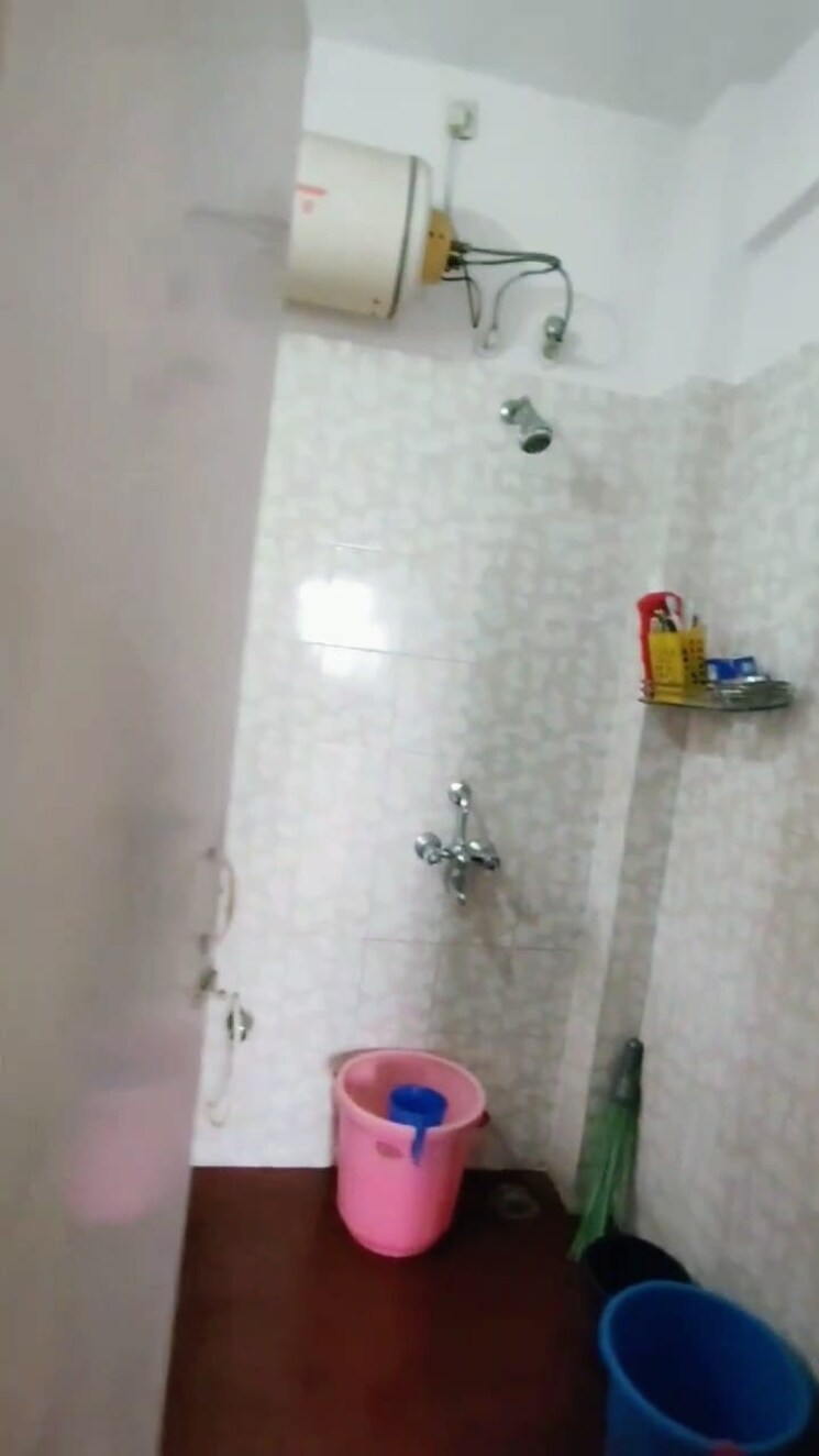 Bathroom, green-hills 2 Bedroom 800 Sq.Ft. Apartment In Kandivali East Mumbai 8641529