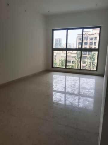 Room in 2 BHK Apartment at Rajesh Raj Infinia, Malad West – for Rent