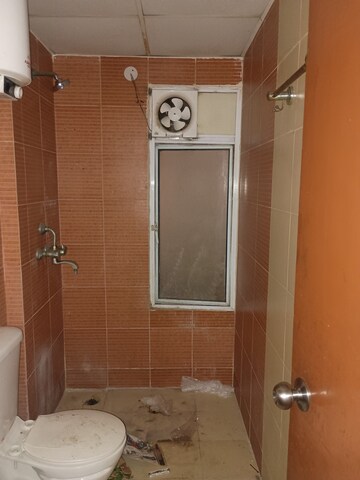 Furnished Amenities in 2 BHK Apartment at Mahagun Mywoods, Sector 16c Greater Noida – for Rent