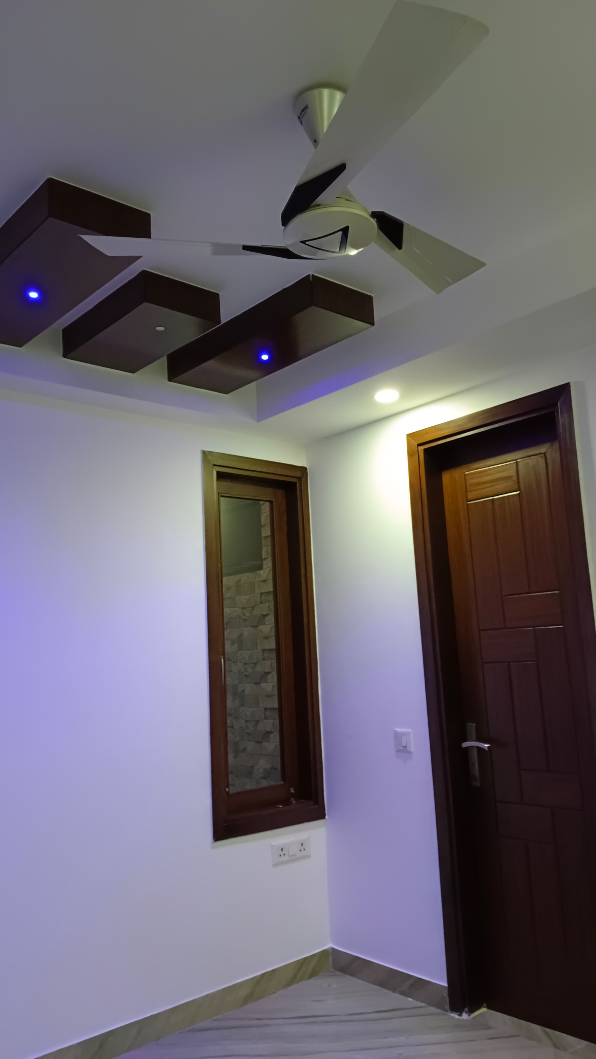 3 BHK + Servant Room Builder Floor For Rent in Sukhdev Vihar