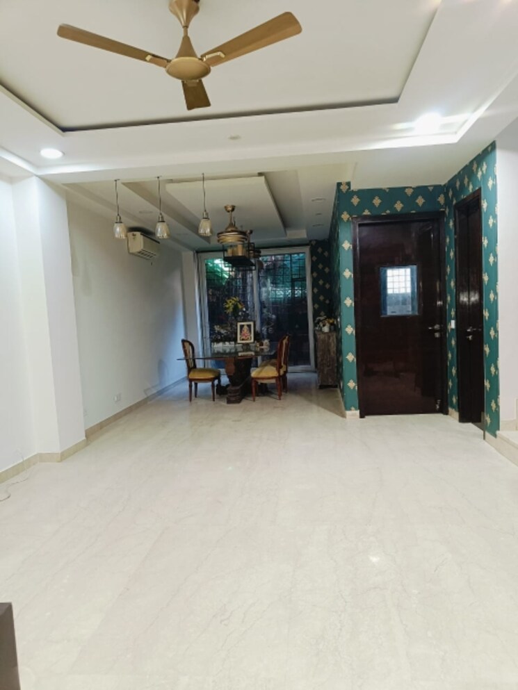 Room, boutique-residential-apartments-n-136 4 Bedroom 5200 Sq.Ft. Independent House In Panchsheel Park Delhi 8641691