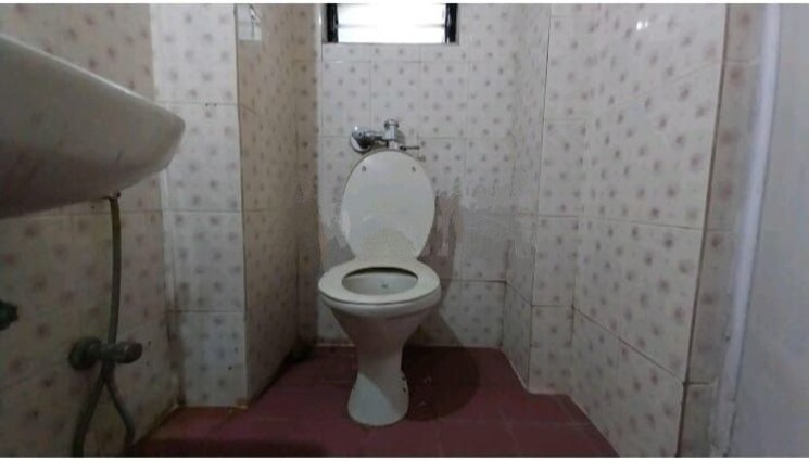 Bathroom, neighbourhood-society 3 Bedroom 1000 Sq.Ft. Apartment In Malad East Mumbai 8641718