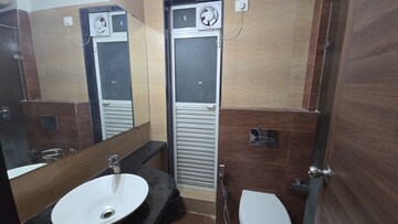 Team Area in 2 BHK Apartment at Lokhandwala Octacrest, Kandivali East – for Sale