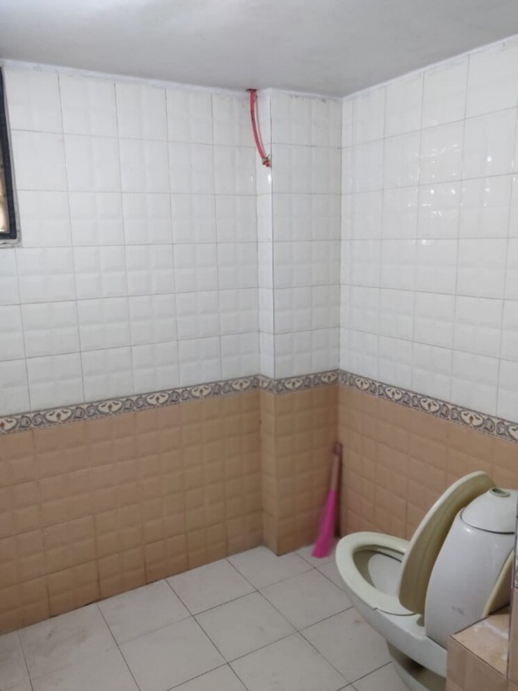 Bathroom, gurukul 2 Bedroom 1200 Sq.Ft. Apartment In Gurukul Ahmedabad 8641799